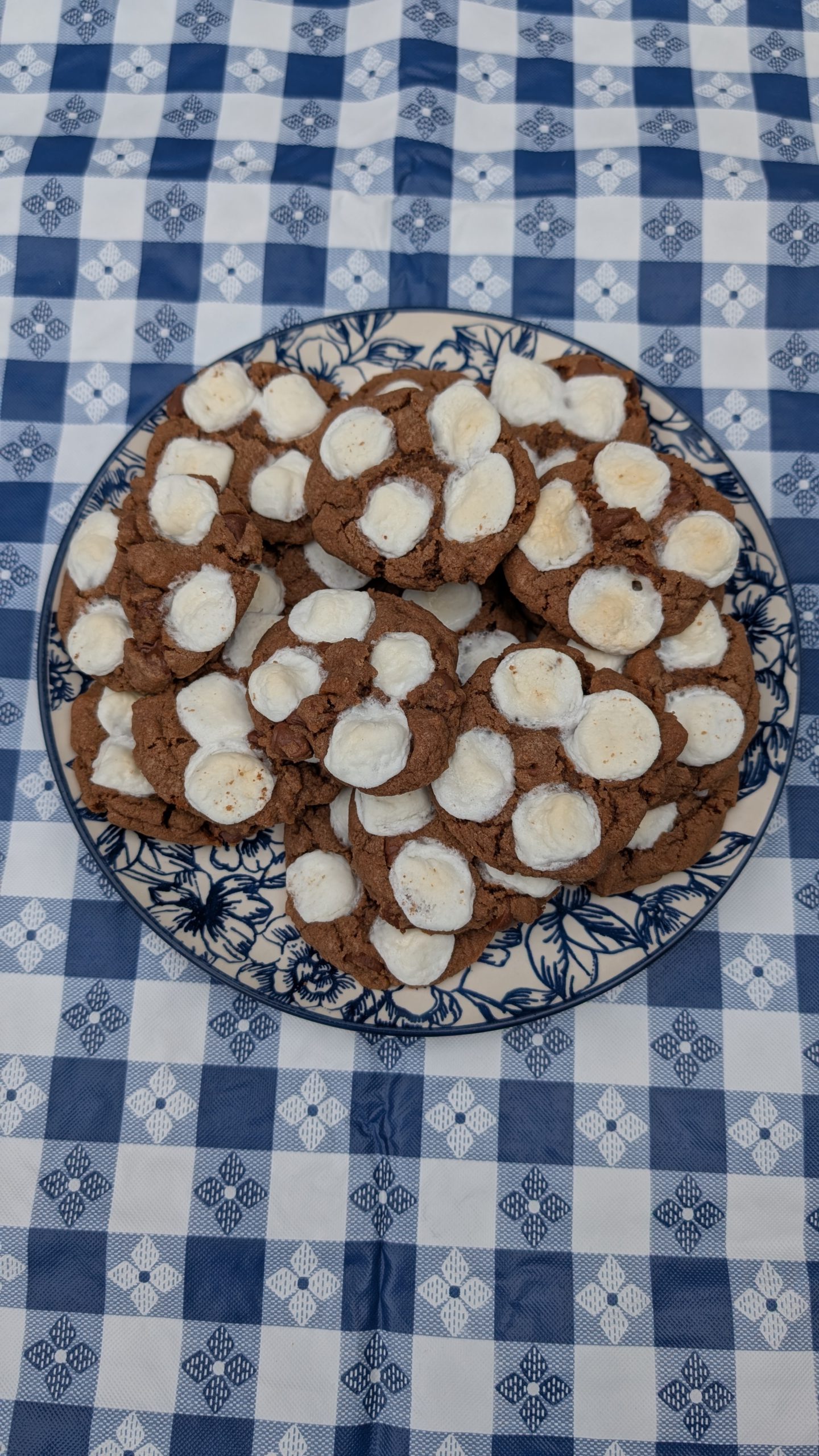 Chocolate Marshmallow Cookies